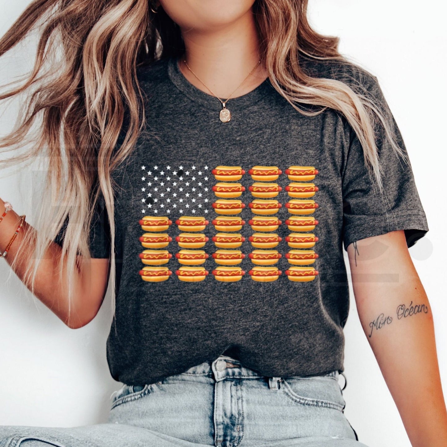 Hot Dog American Flag July 4th T-Shirt – Funny Patriotic Summer BBQ Tee