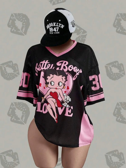 Streetwear Hip-Hop Mesh V-Neck Retro Doll T-Shirt