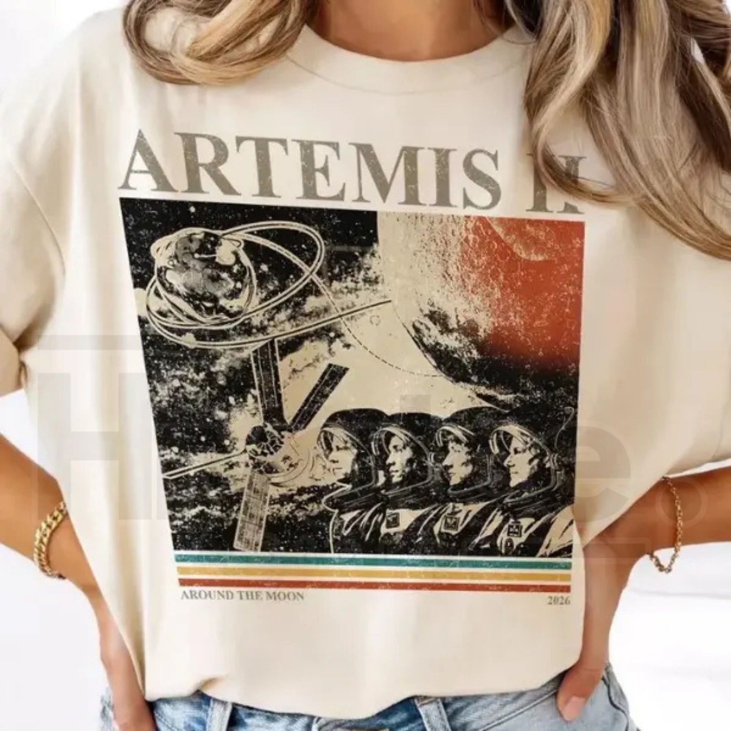 "Artemis 2 Around The Moon" – Vintage Space Travel & Astronauts Top