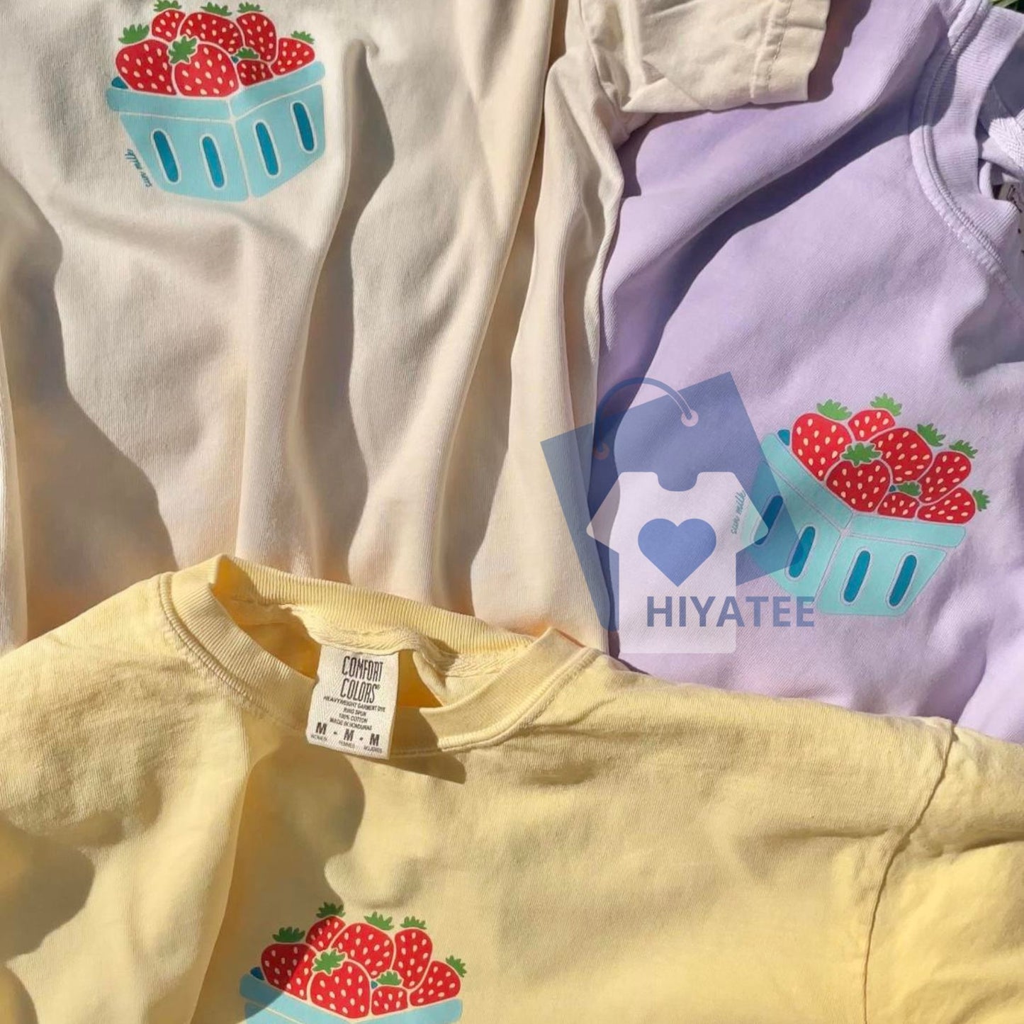 Strawberry Cropped Baby Tee – Cute Summer Comfort Colors T-Shirt for Women