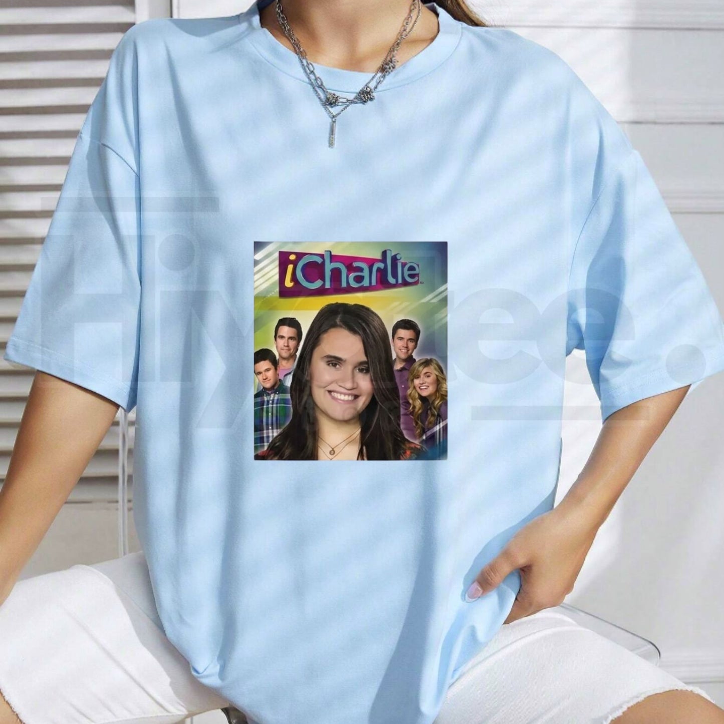 iCharlie Cast Photo T-Shirt – Retro TV Show Poster Print Nostalgia Graphic Tee