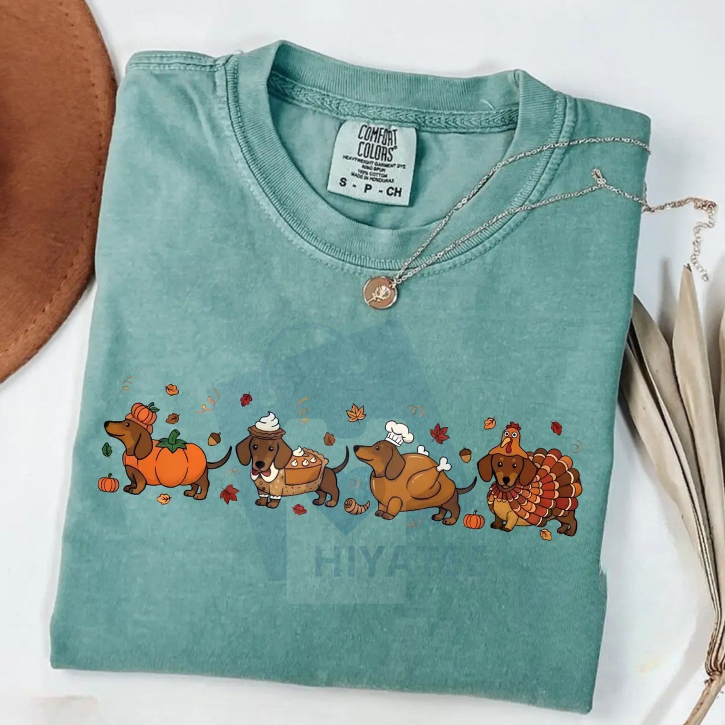 Comfort Colors Thanksgiving Wiener Dog T-shirt – Funny Dachshund Costume Tee, Retro "Gobble" Graphic, Cute Dog Lover Gift