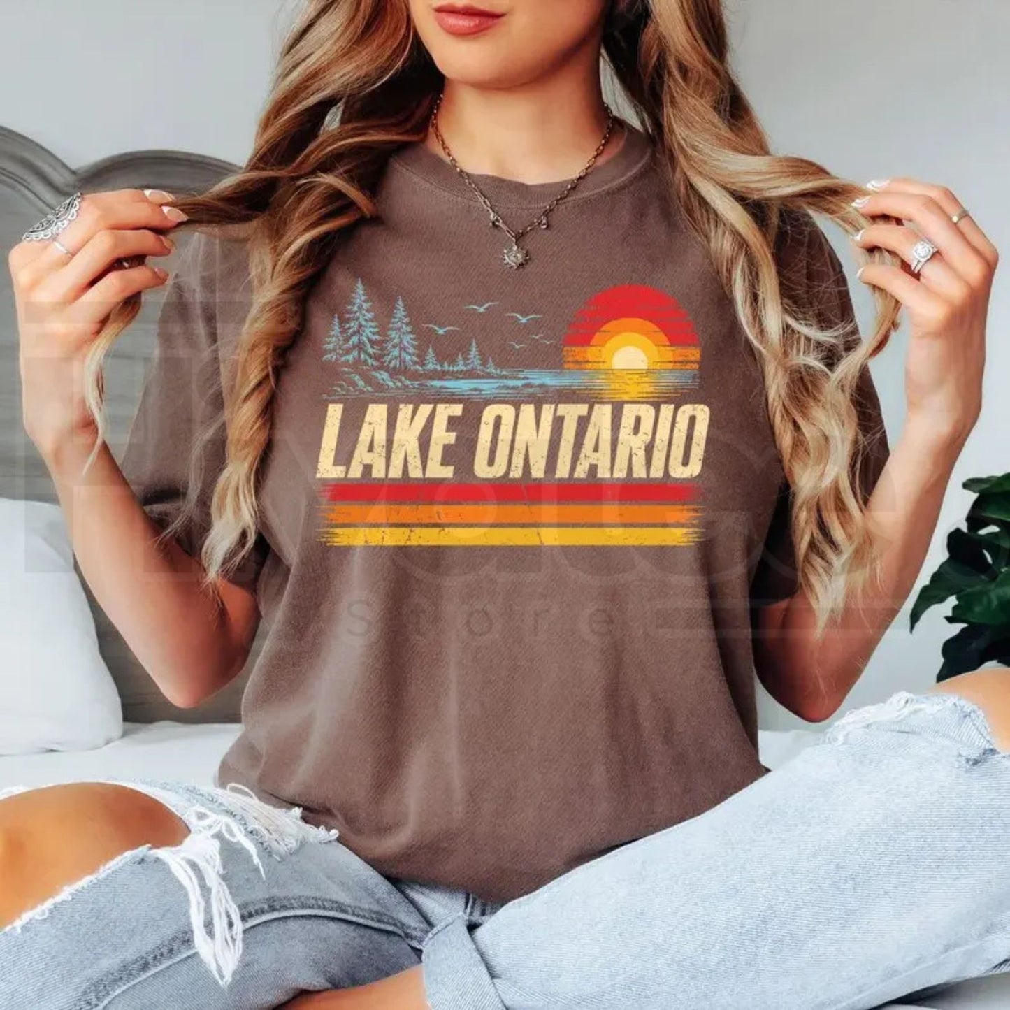 Lake Ontario TShirt Great Lakes Sunset Retro Canada Cottage Vacation Tee