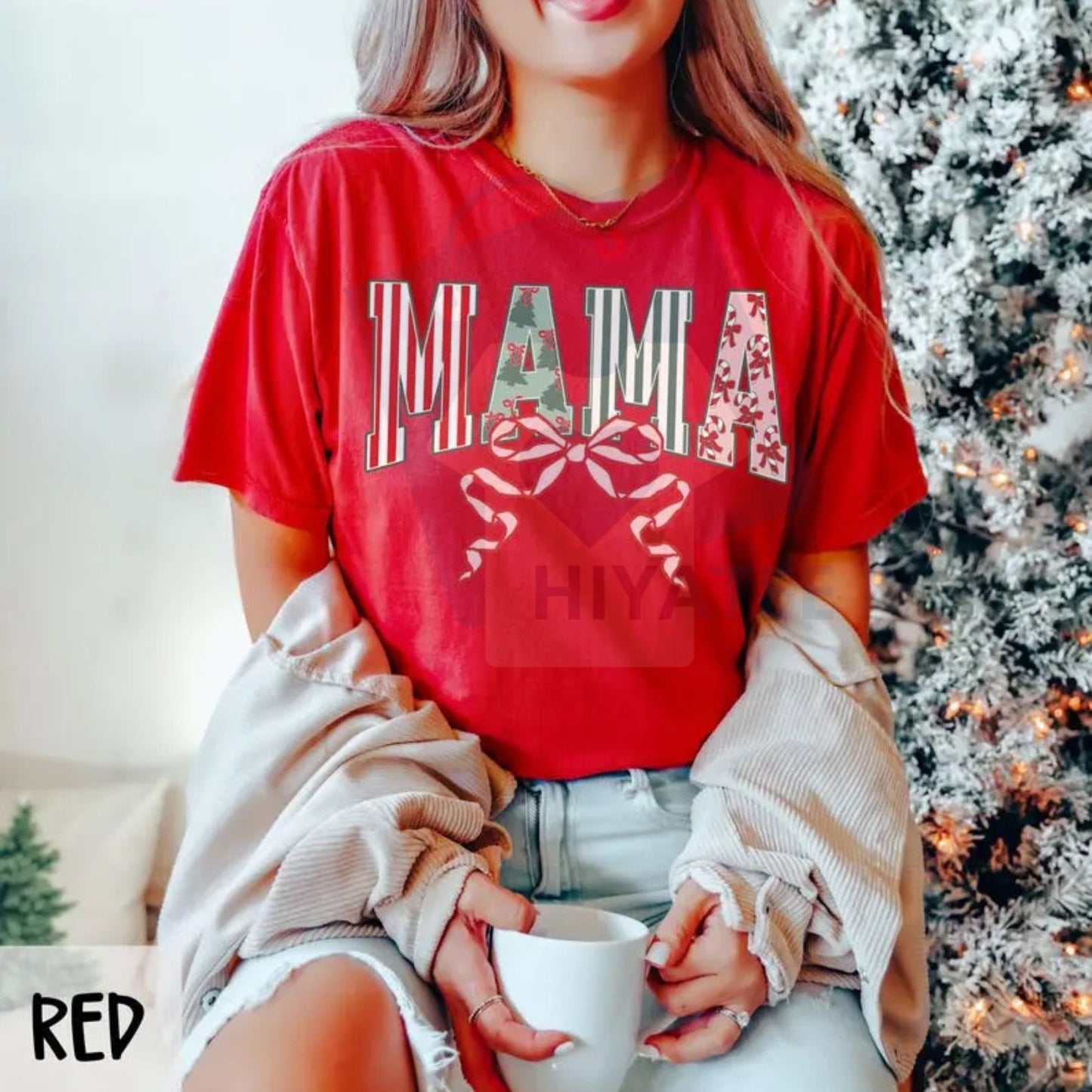 Comfort Colors Christmas Mama T-Shirt – Trendy Holiday Mom Tee, Cozy Xmas Mama Crewneck Gift