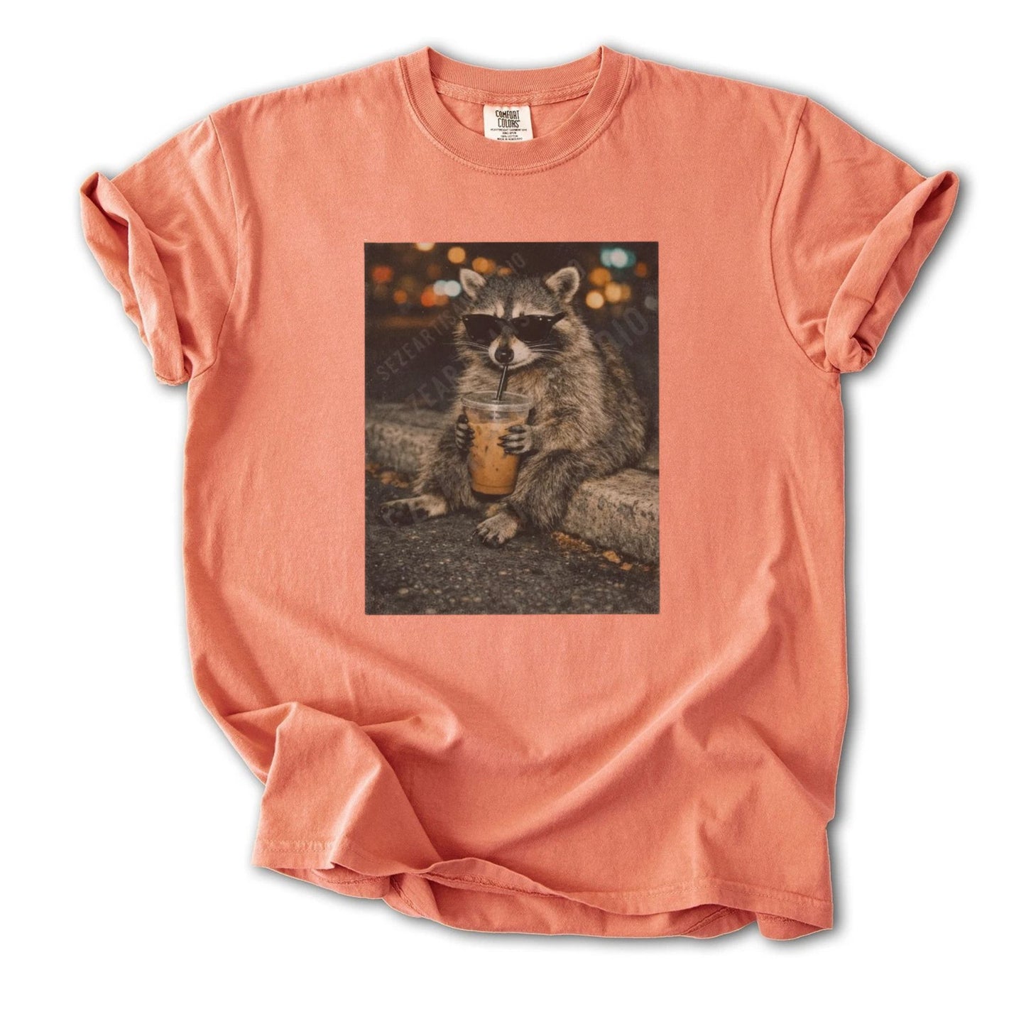 Funny Raccoon Drinking Iced Coffee Shirt – Retro Garbage Pail Graphic Tee, Vintage Style Iced Coffee Lover Gift