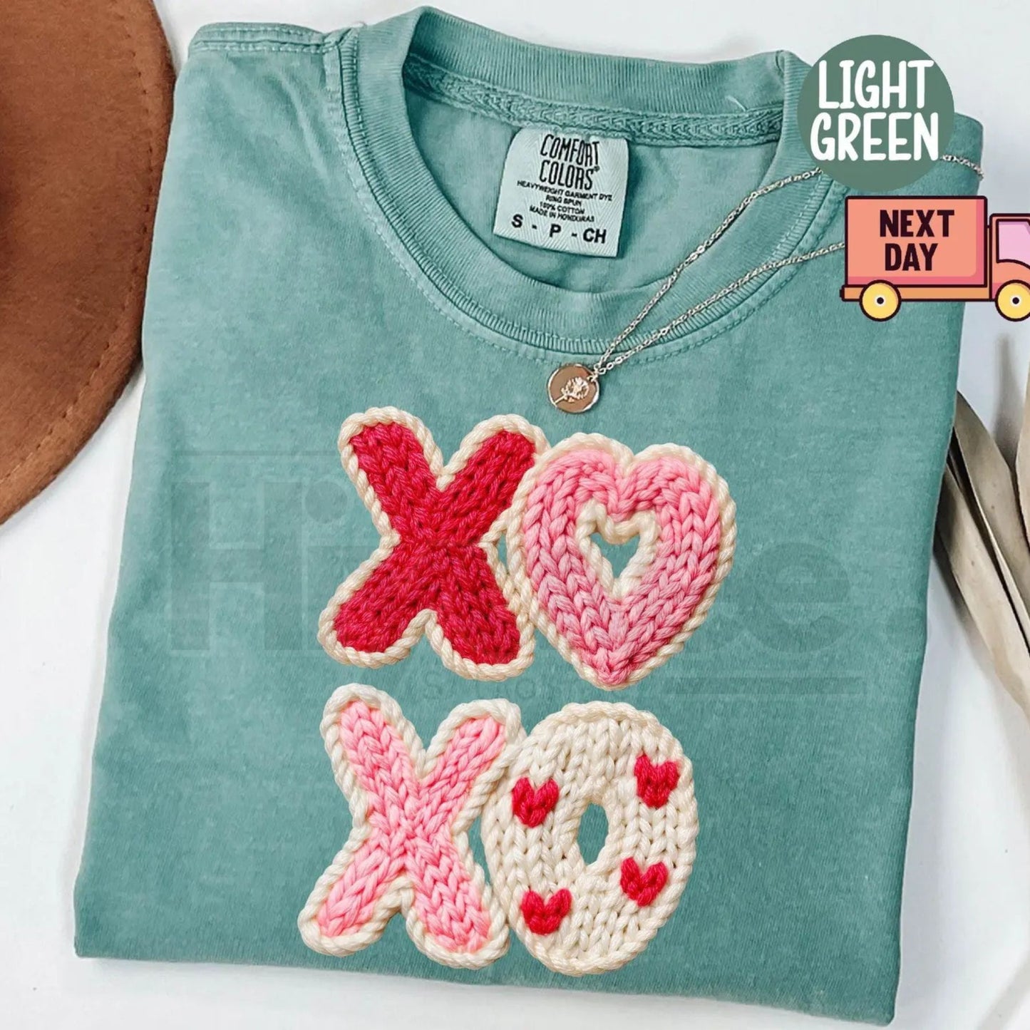 Comfort Colors XOXO Coquette Bow Shirt – Trendy Valentine’s Day T-Shirt, Womens Gift