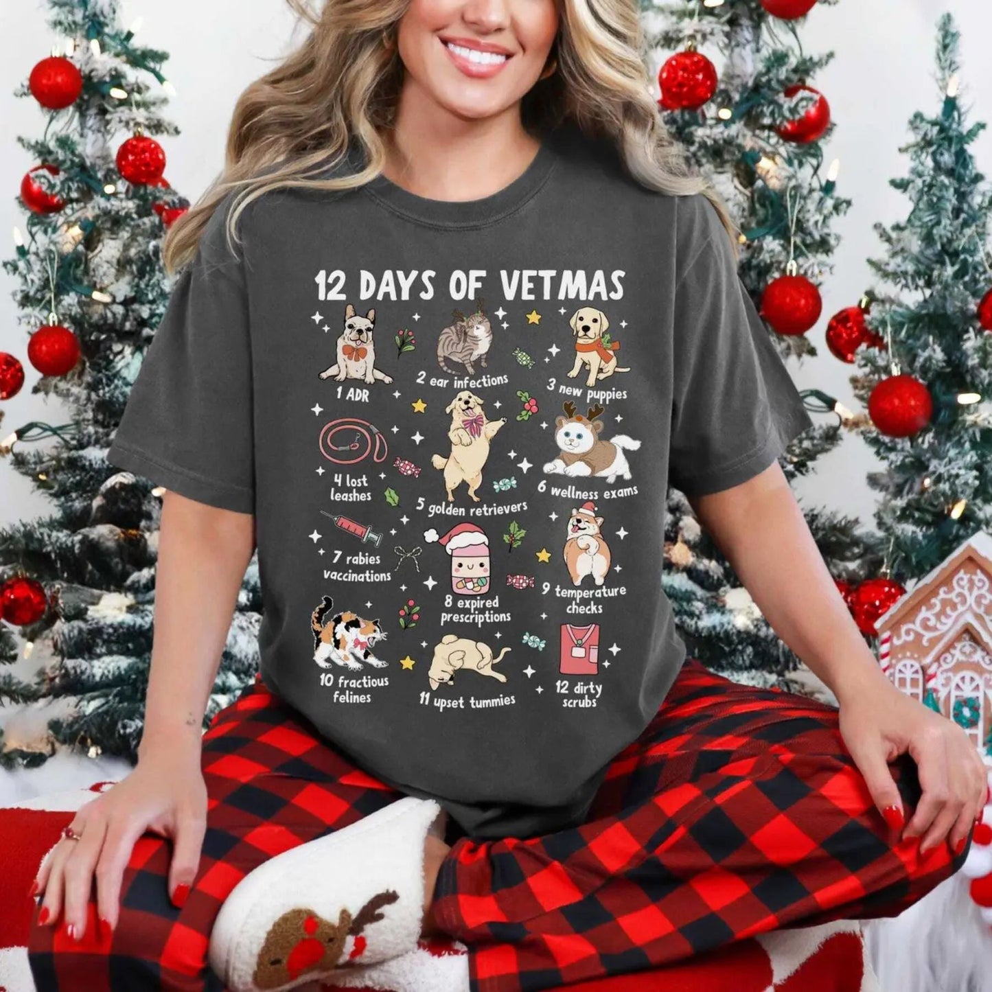 Christmas Veterinarian Shirt – Festive Vet Tech & Animal Doctor Holiday Apparel