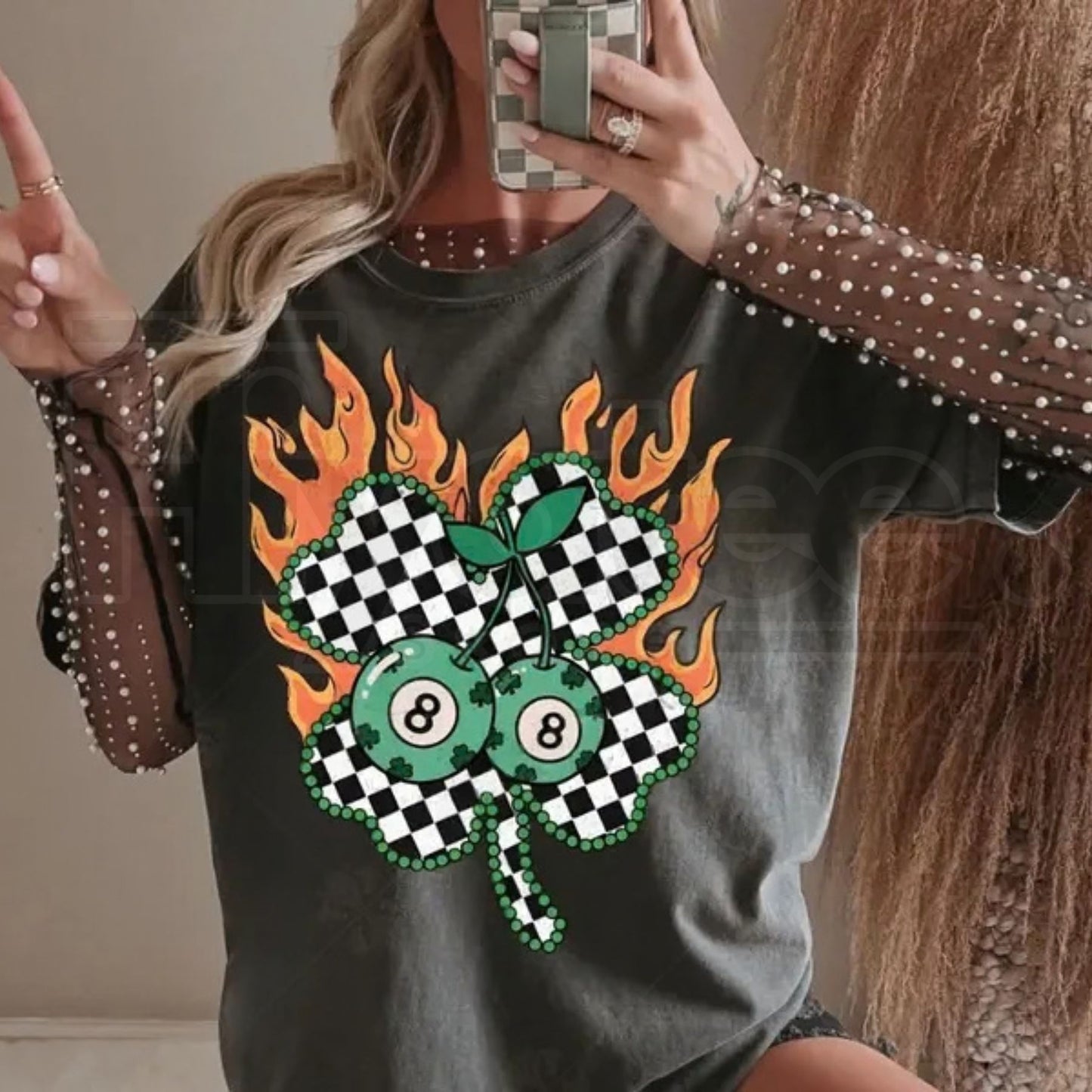 Comfort Colors® Feeling Lucky Vintage T-Shirt – Retro Western Casino Collage, Cowboy Rodeo St. Patrick’s Day Shirt