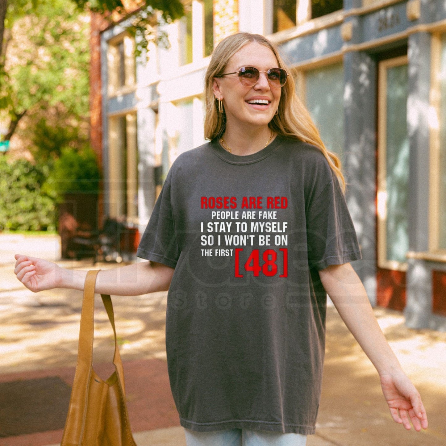 "Stay To Myself" – Red Roses Fake People Vintage Graphic Top