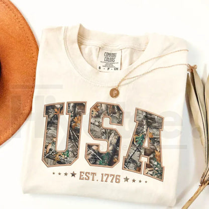 Comfort Colors Camo USA T-Shirt – Retro Patriotic 4th of July Graphic Tee, USA Hunting Tee & Pride Gift for Women