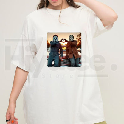 Vintage Michael Myers Halloween Heart Hands T-Shirt – Retro Horror Movie Tee