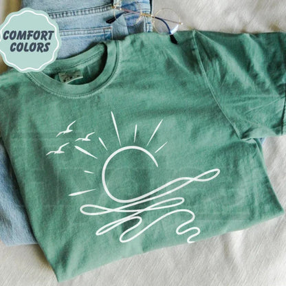 Comfort Colors Sun Ocean Shirt – Linear Graphic Boho Summer Tee, Trendy Cute Minimalist Beach T-Shirt