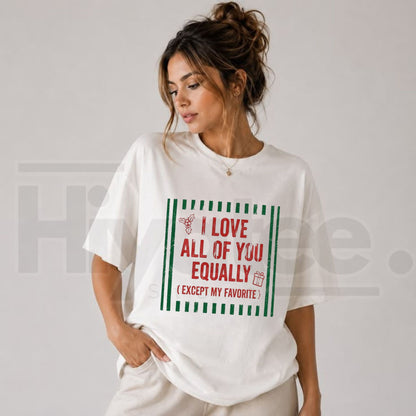 Comfort Colors I'm The Favorite One Christmas T-Shirt – Funny Group Party Tee