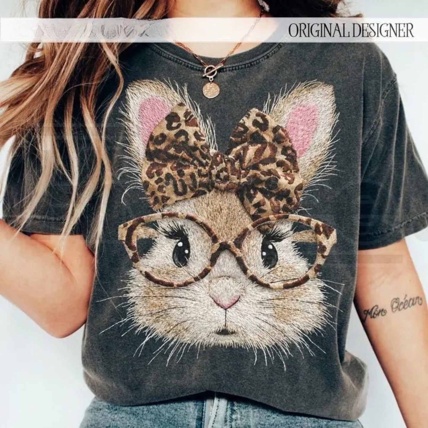 Comfort Colors® Happy Easter Bunny T-Shirt – Retro Leopard Print & Coquette Bow Tee, Trendy Easter Sunday Shirt