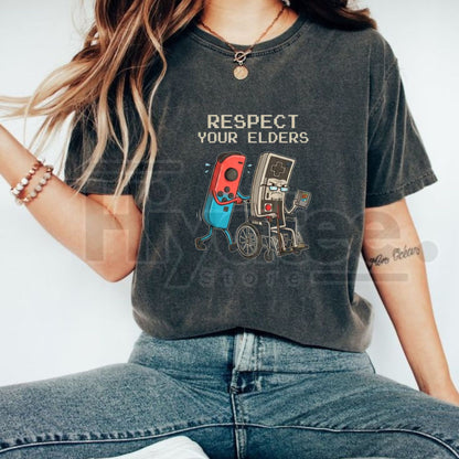 Funny Retro Gamer Graphic T-Shirt – Vintage Console Old School Gaming Lover Gift