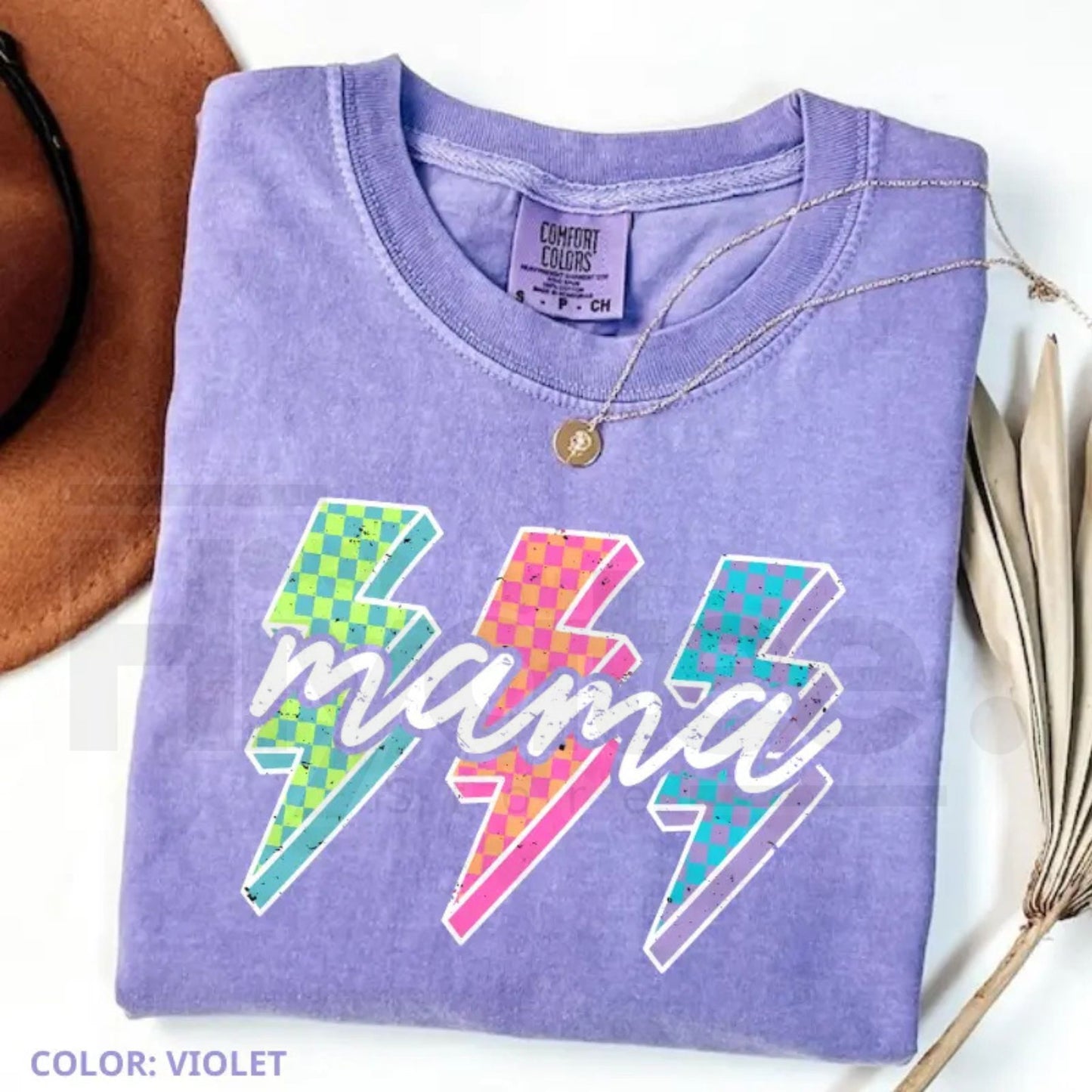 Comfort Colors® Lightning Checkered Neon Mama T-Shirt – Trendy Rock Mom Bolt Tee