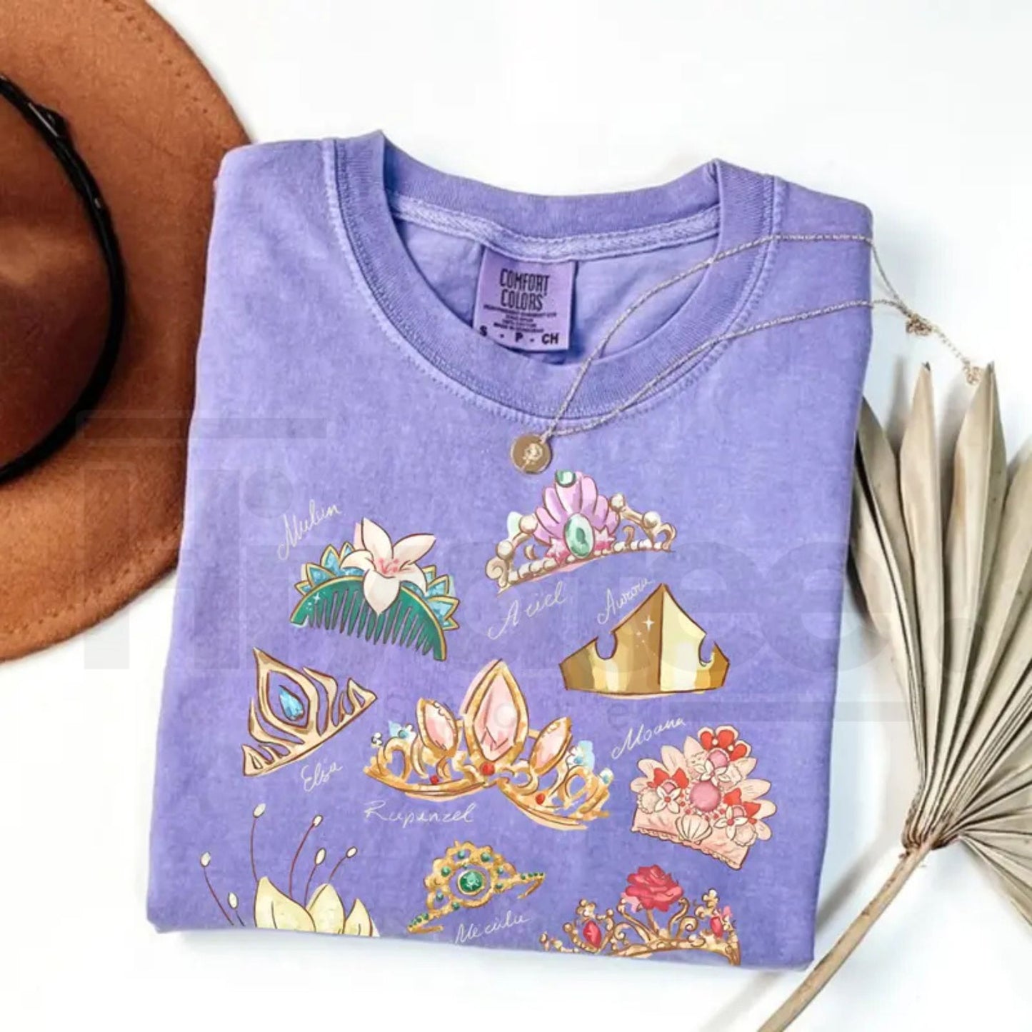 Comfort Colors® Princess Crown T-Shirt – Retro Girl Trip Tee & Vintage Fairytale Aesthetic Matching Outfit