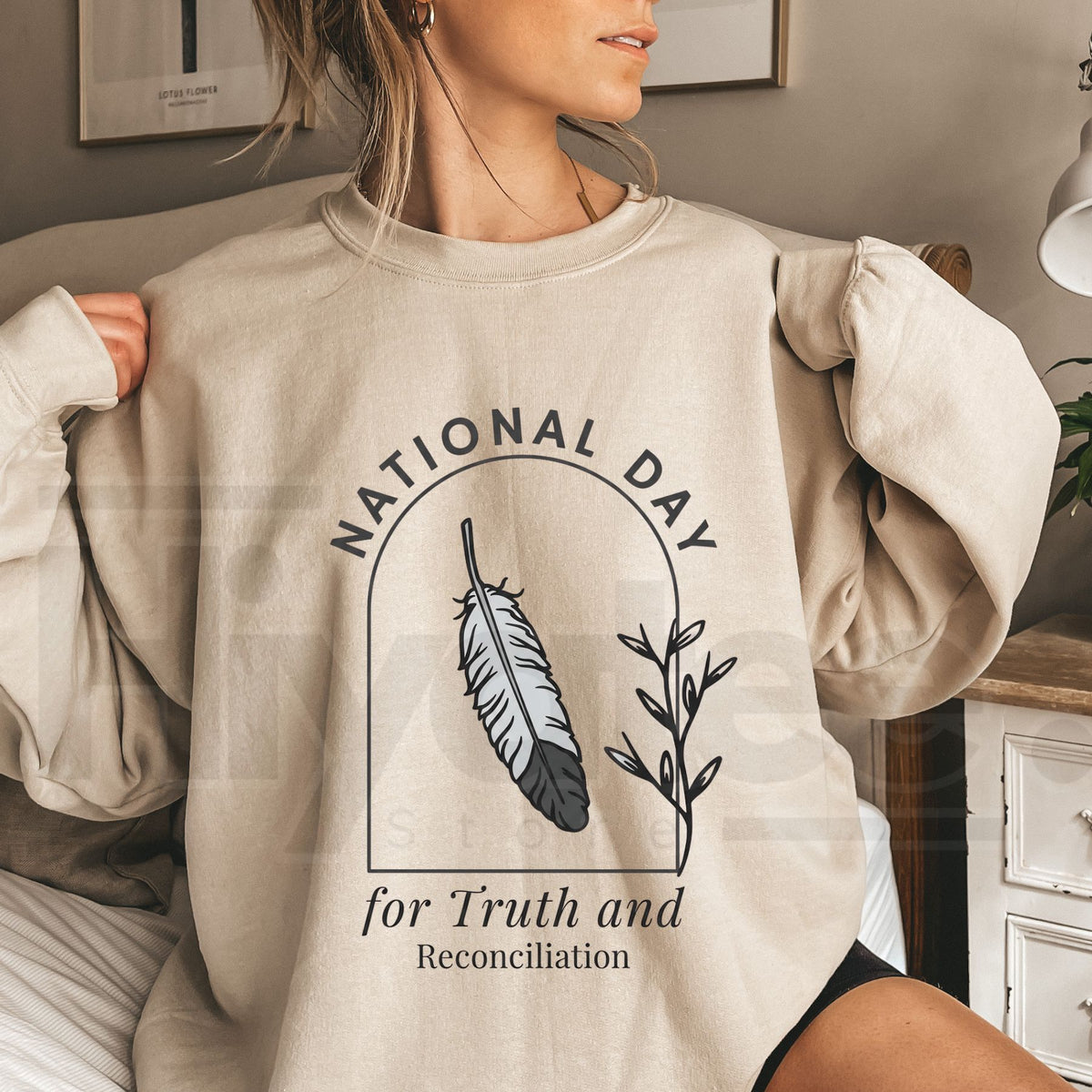 National Day For Truth And Reconciliation Native Feather Sweatshirt – Indigenous Orange Shirt Day Crewneck, Every Child Matters Graphic Pullover