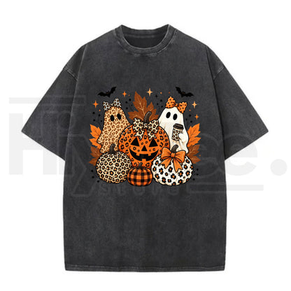 Leopard Bow Ghost Pumpkin Halloween Oversized T-Shirt – Vintage Washed Fall Graphic Tee for Women & Men