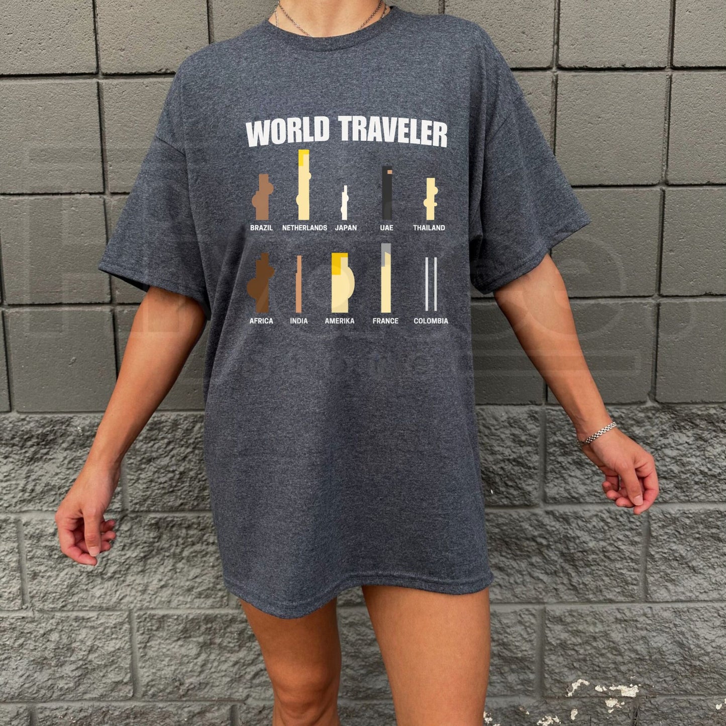 World Traveler Graphic Tee – Vintage Wanderlust Aesthetic T-Shirt