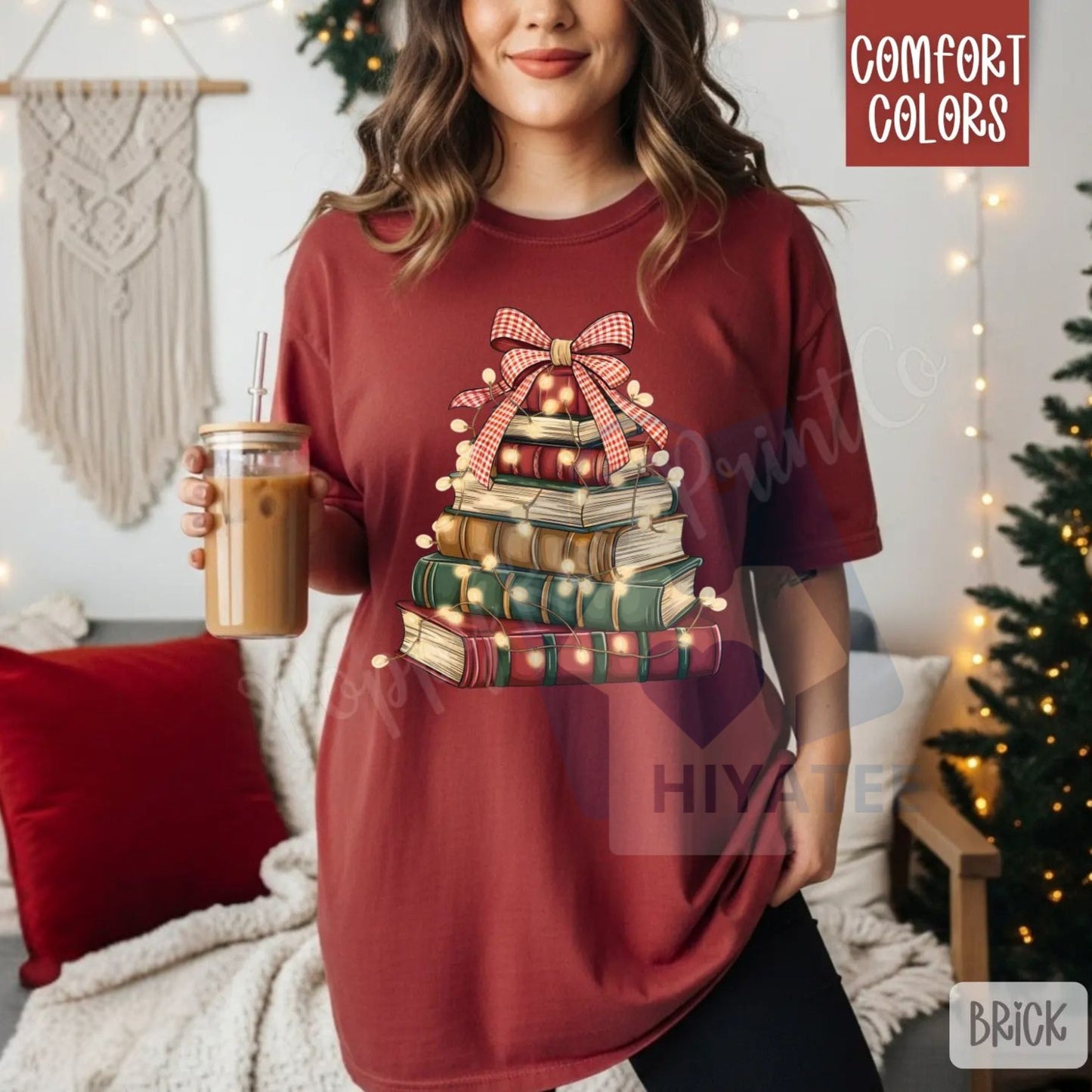 Christmas Book Tree Shirt Comfort Colors – Trendy Women's Holiday Reading T-shirt, Book Lover Gift, Library Tee