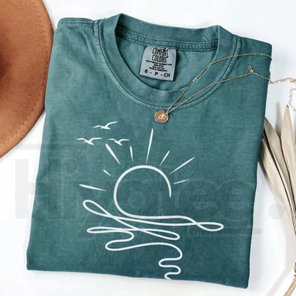 Comfort Colors Sun Ocean Shirt – Linear Graphic Boho Summer Tee, Trendy Cute Minimalist Beach T-Shirt