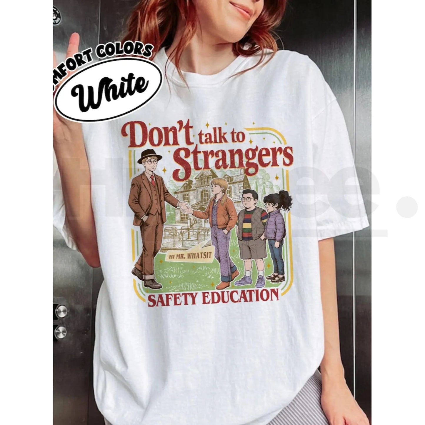 Stranger Things Vintage Style T-Shirt – "Don't Talk To Strangers" White Oversized Tee, Retro TV Show Fan Casual Top