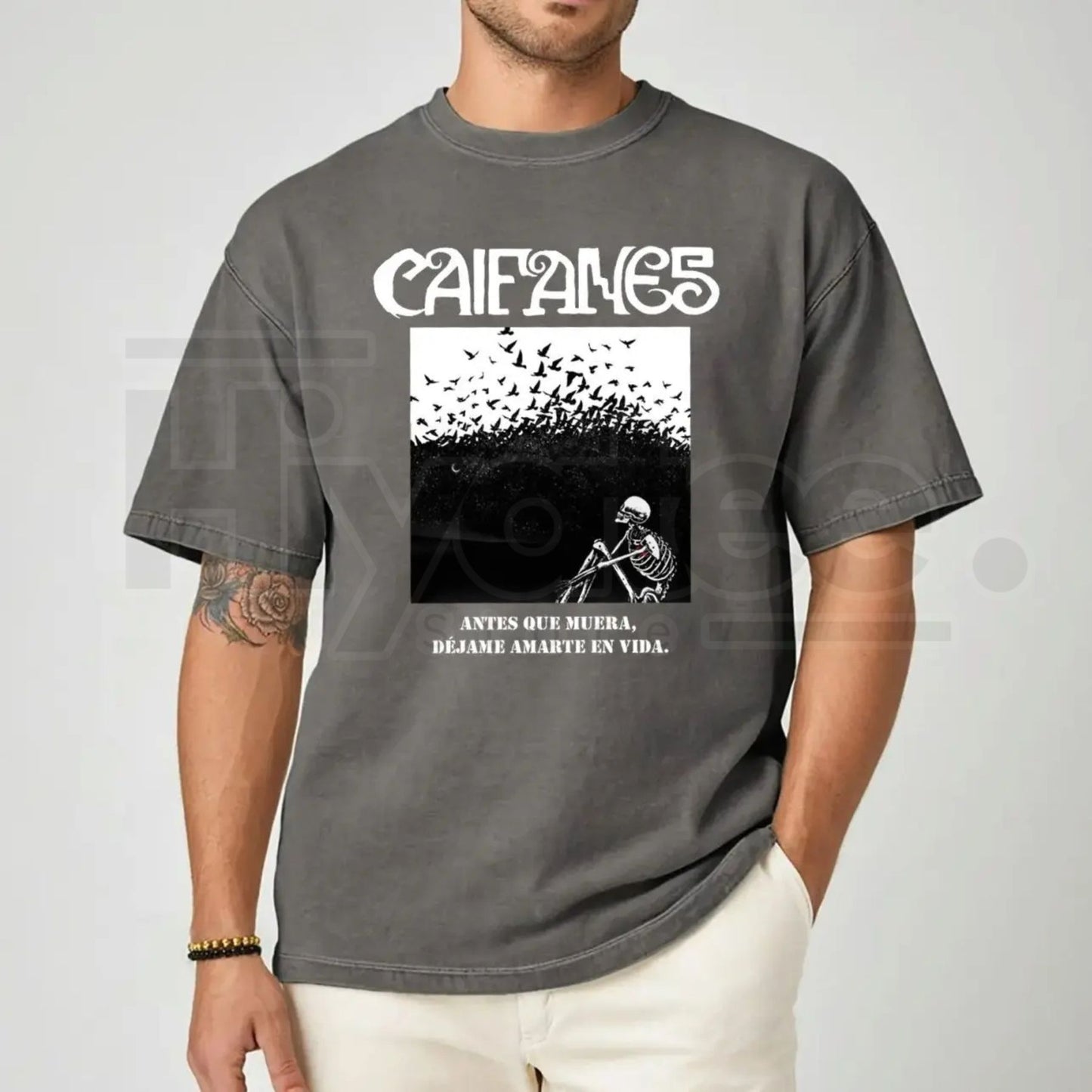 "Caifanes Miedo" – Skeleton Birds & Gothic Letter Graphic Top