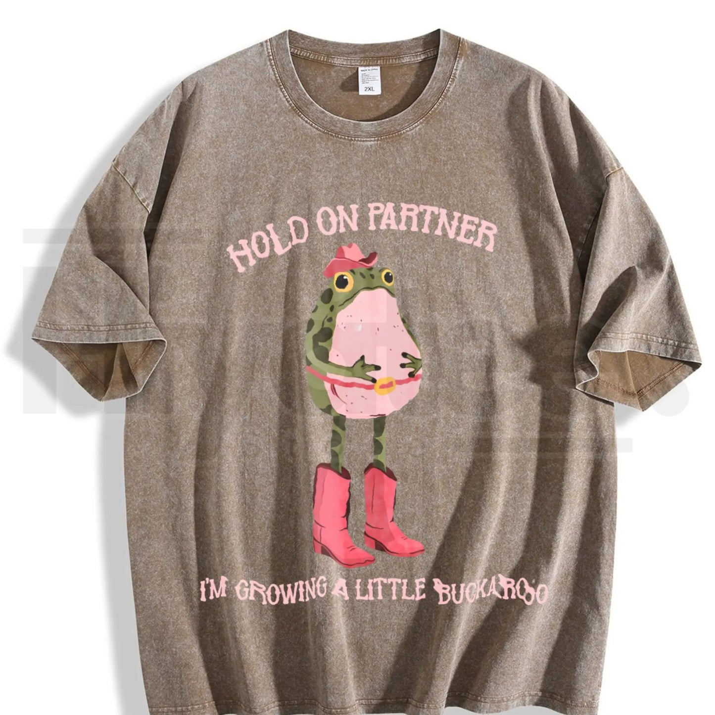 Hold On Partner I'm Growing A Little Buckaroo Vintage Washed T-Shirt – Retro Cowboy Frog Graphic Tee