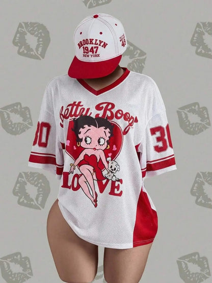 Streetwear Hip-Hop Mesh V-Neck Retro Doll T-Shirt