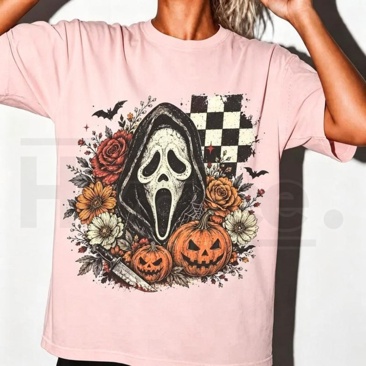 Ghost Face Retro Halloween T-Shirt – Vintage Horror Mask Graphic Tee