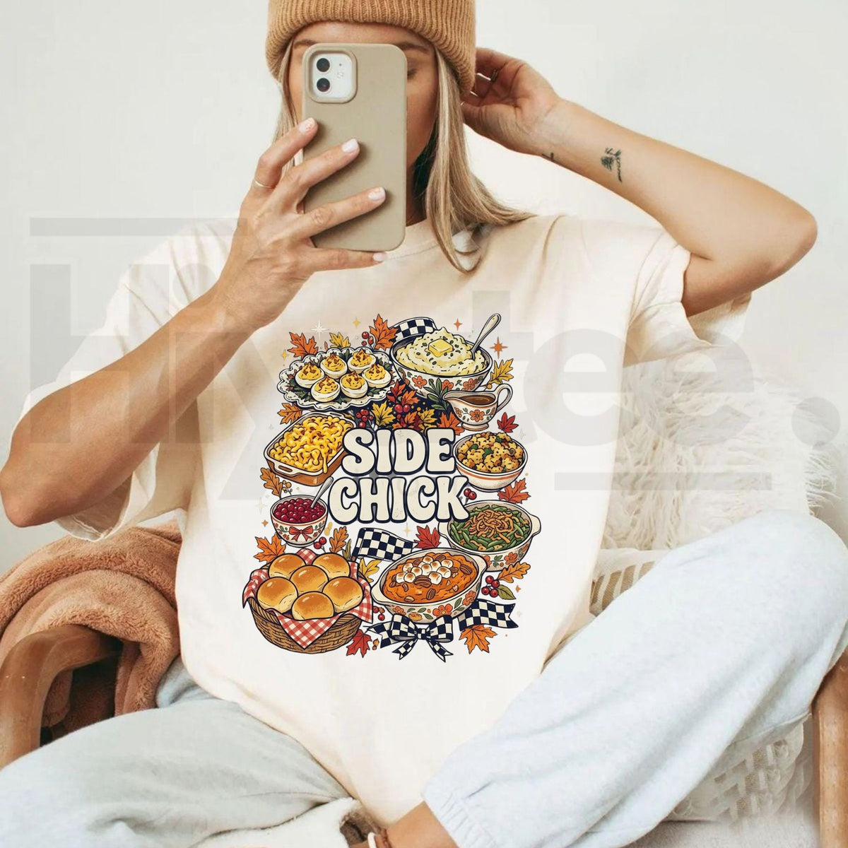 Comfort Colors Side Chick Thanksgiving T-Shirt – Retro Y2K Friendsgiving Tee
