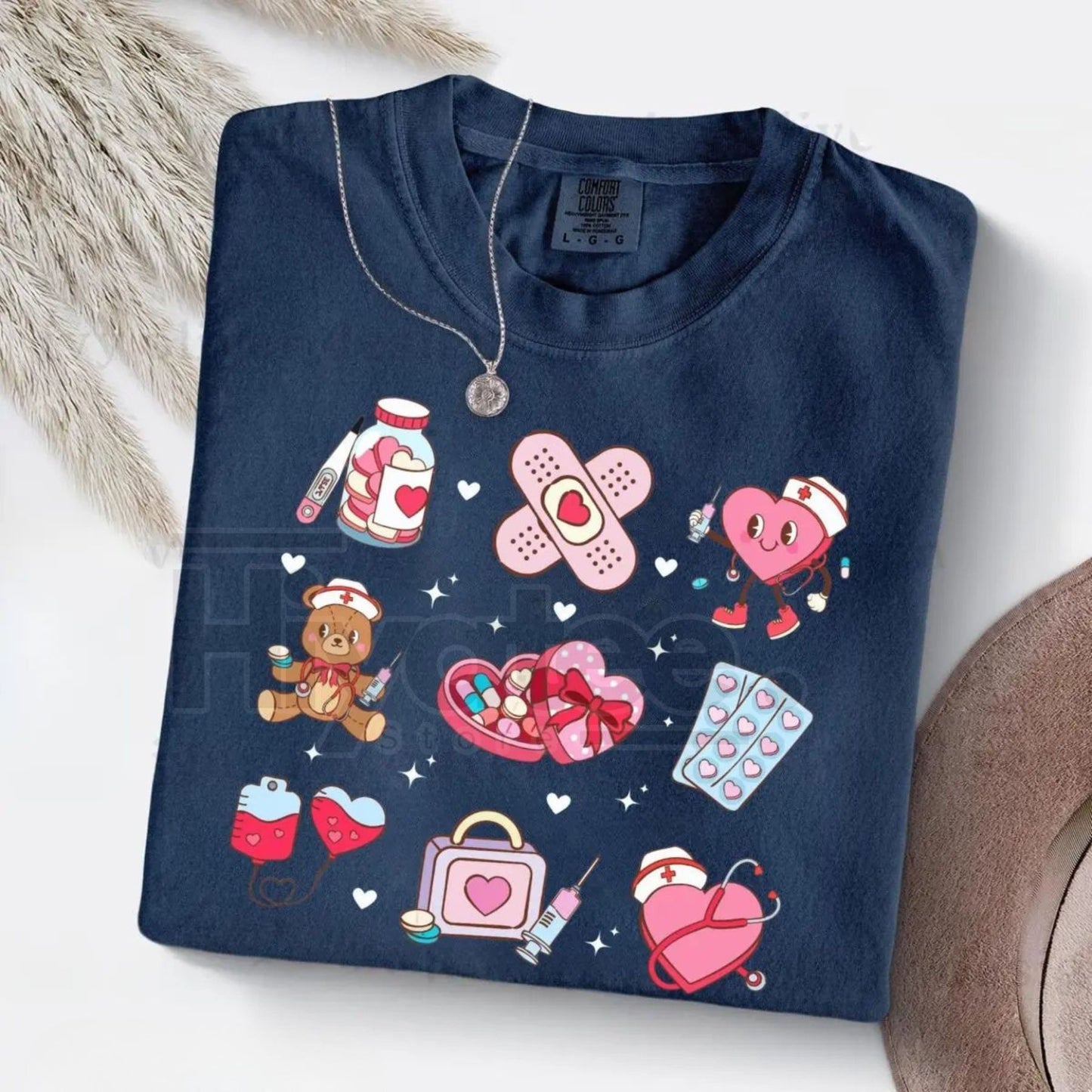 Comfort Colors Valentine’s Day Nurse Shirt – Cute XOXO Nursing Heart Tee