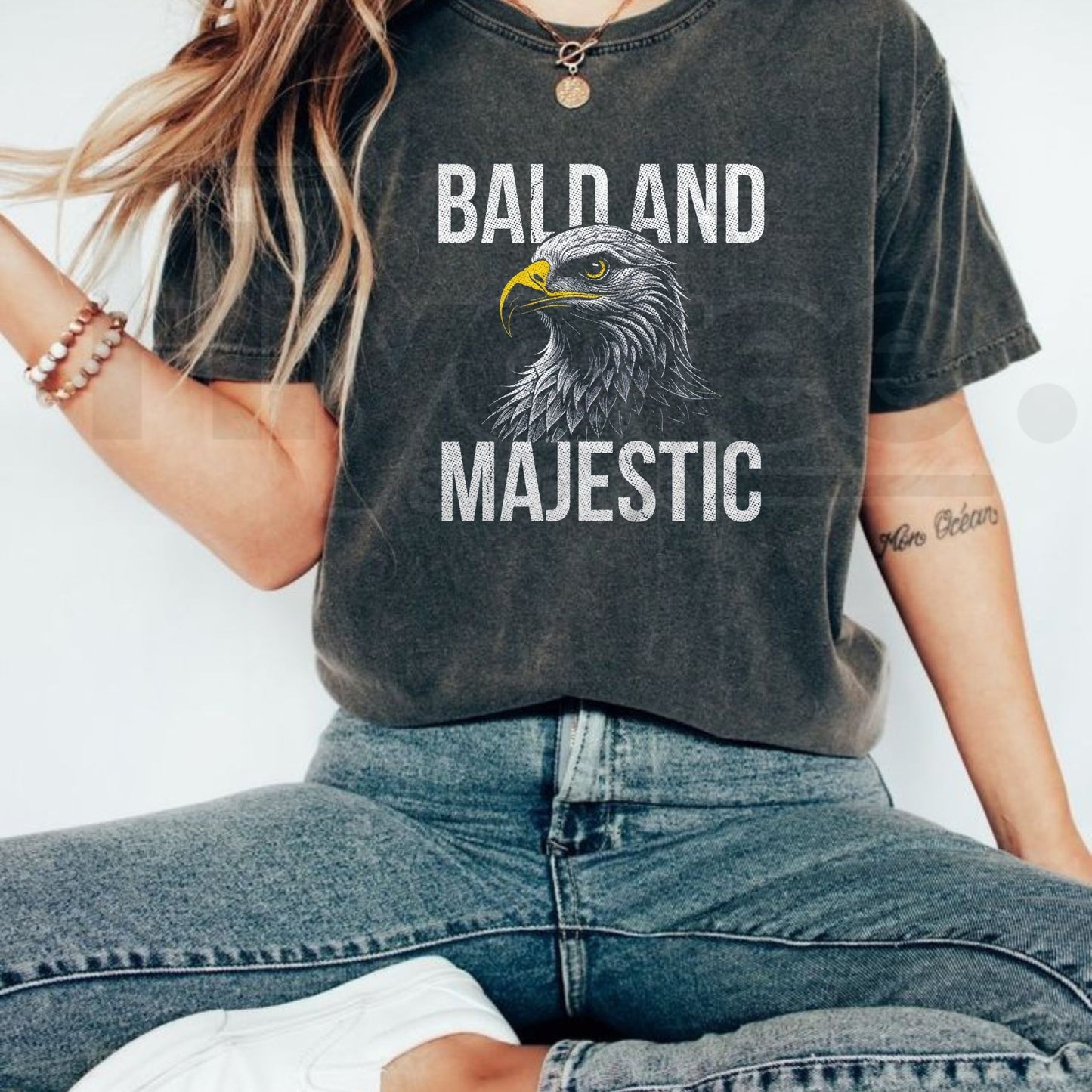 Bald and Majestic Sarcastic Eagle T-Shirt – Funny Novelty Vintage Navy Tee