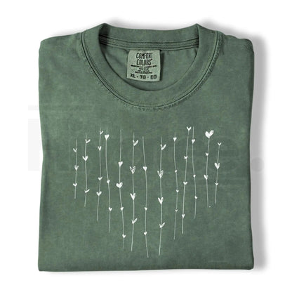 Comfort Colors® Minimalist Heart Shirt – Simple Valentine Graphic Tee, Aesthetic Love Line Art T-Shirt