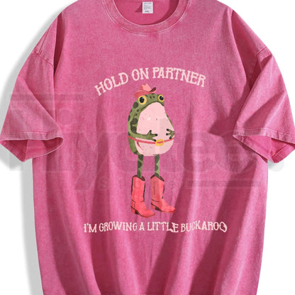 Hold On Partner I'm Growing A Little Buckaroo Vintage Washed T-Shirt – Retro Cowboy Frog Graphic Tee