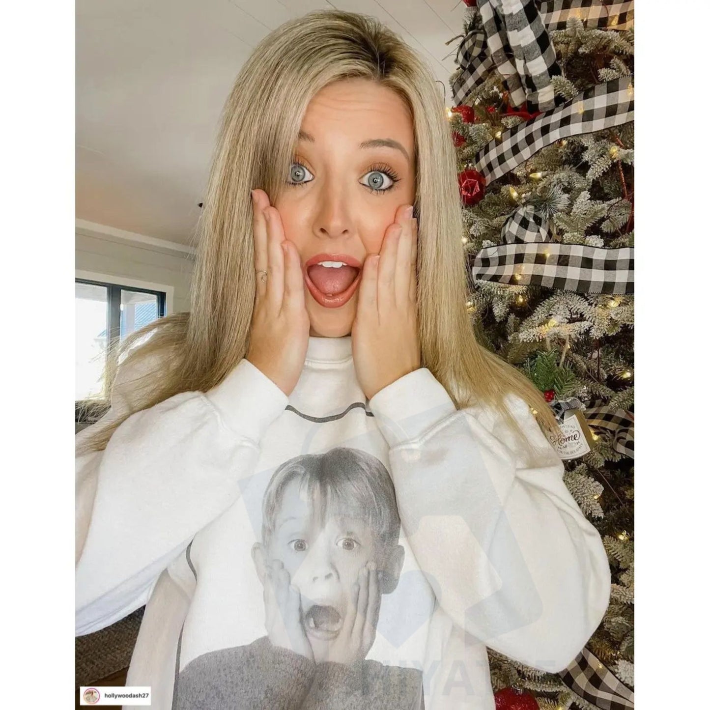 'Home Alone' Classic Christmas Movie Sweatshirt