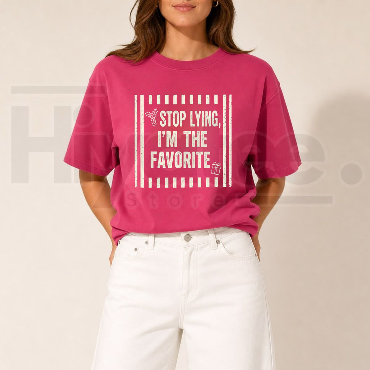 Comfort Colors I'm The Favorite One Christmas T-Shirt – Funny Group Party Tee