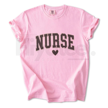 Comfort Colors® Nurse Leopard T-Shirt – Trendy Cheetah Print Nursing Tee, Cute Healthcare Gift