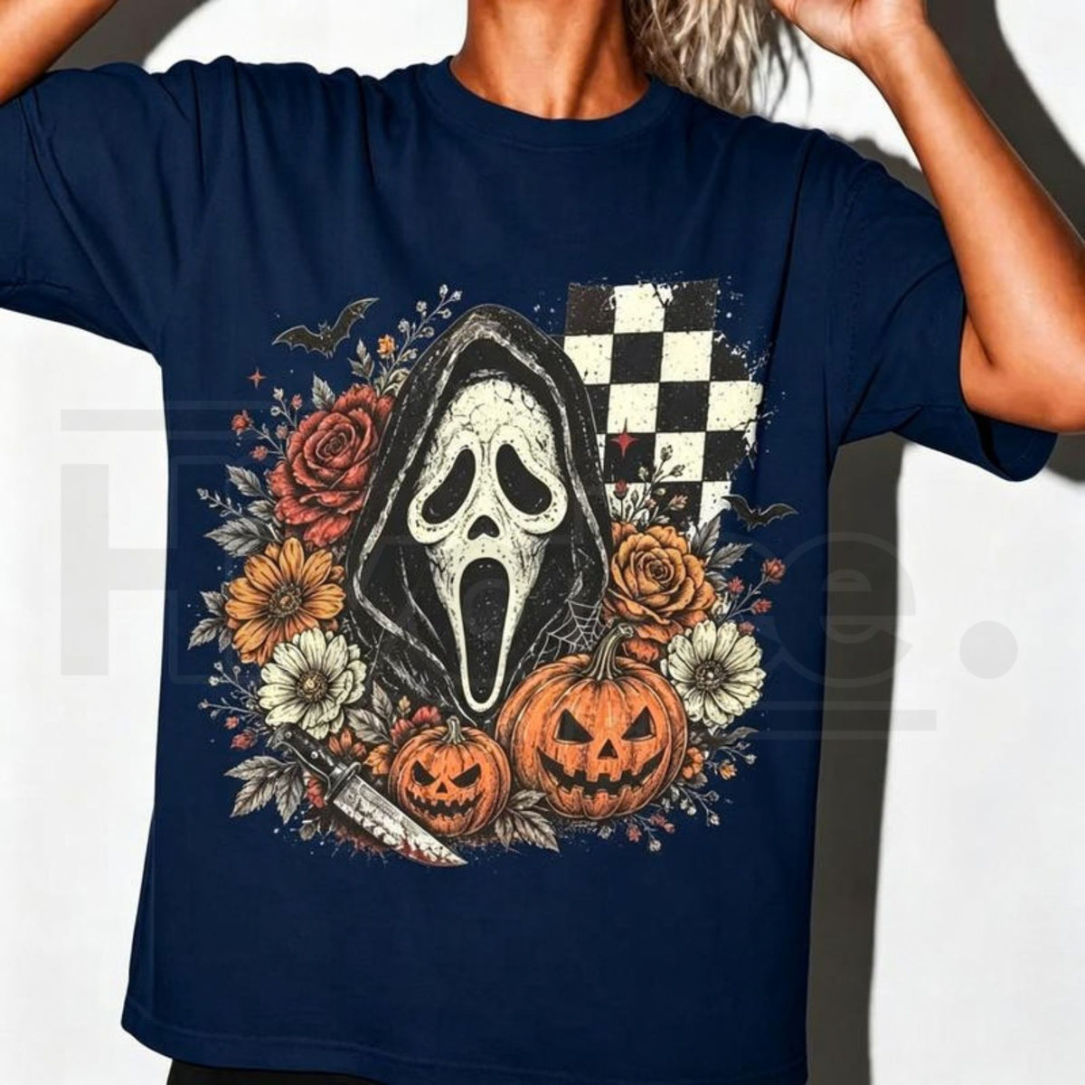 Ghost Face Retro Halloween T-Shirt – Vintage Horror Mask Graphic Tee