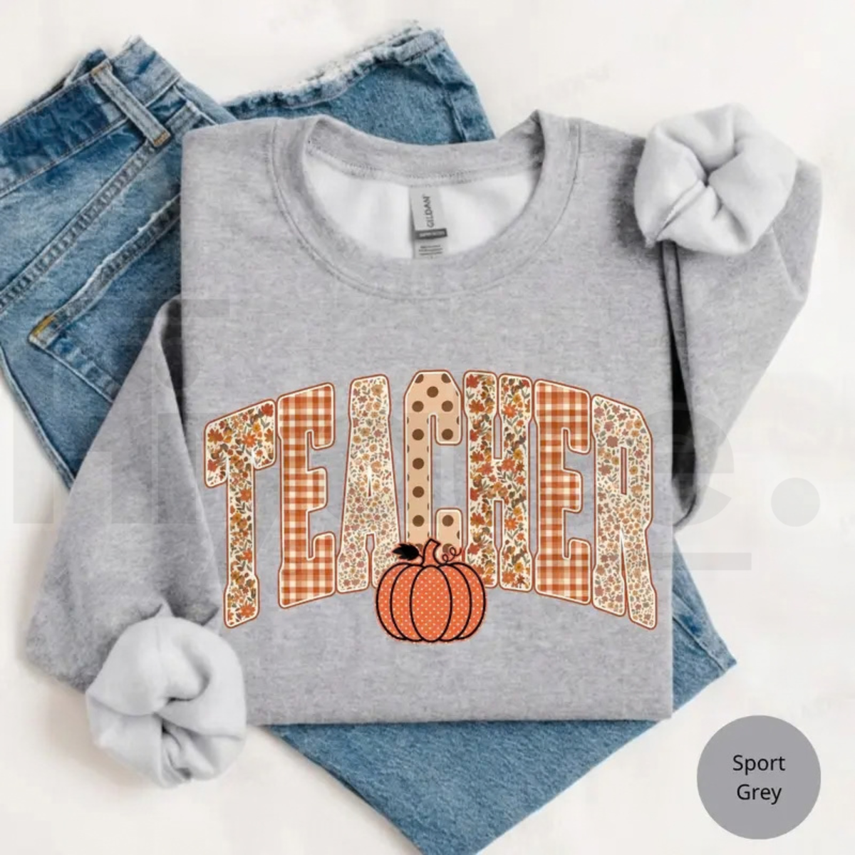 Retro Teacher Pumpkin Sweatshirt – Vintage Autumn Fall Educator Crewneck, Cute Halloween Teacher Sweater
