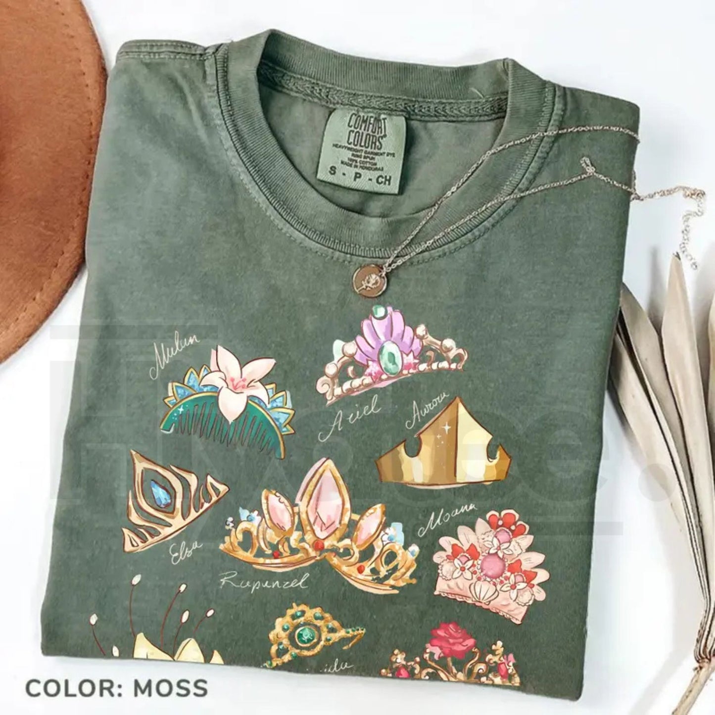 Comfort Colors® Princess Crown T-Shirt – Retro Girl Trip Tee & Vintage Fairytale Aesthetic Matching Outfit