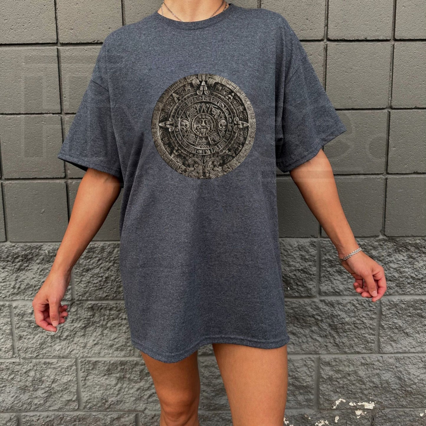 Ancient Mesoamerican Aztec Sun Stone T-Shirt – Mayan Calendar Graphic Tee