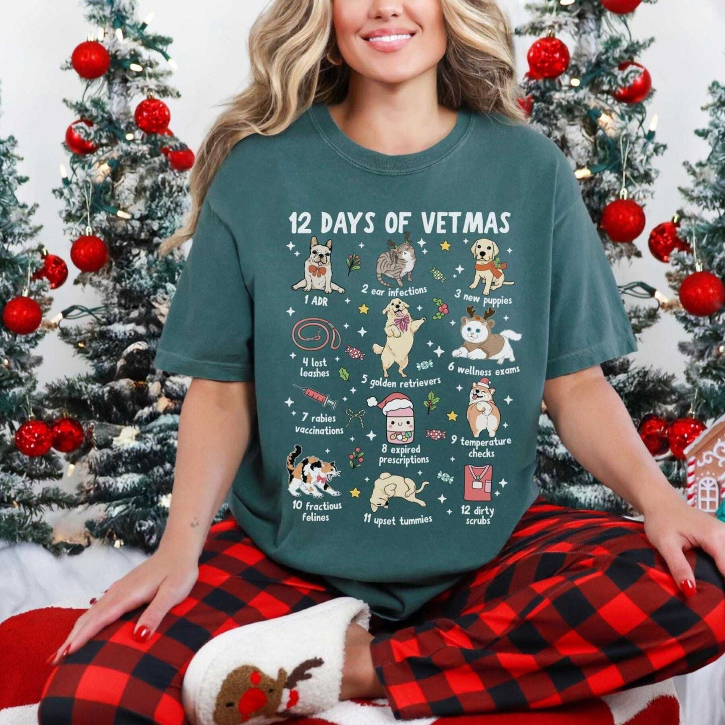 Christmas Veterinarian Shirt – Festive Vet Tech & Animal Doctor Holiday Apparel