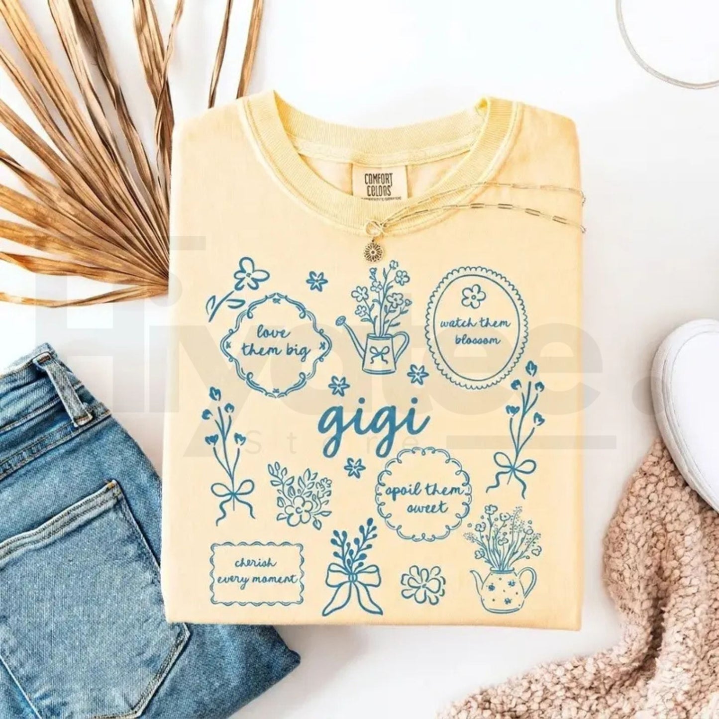 Comfort Colors® Custom Floral Grandma Shirt – Personalized Mama & Nana Flower Tee