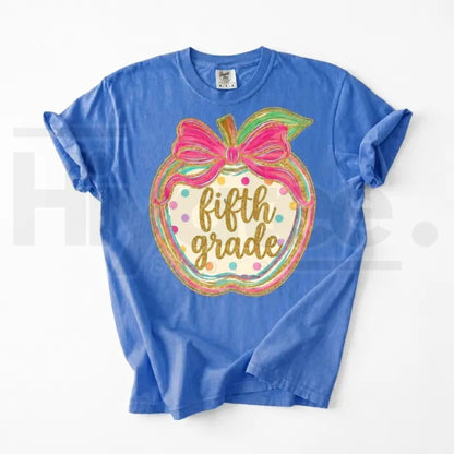 Comfort Colors Pink Gingham Apple Teacher Shirt – Preppy Back to School Tee for Pre-K to 4th Grade