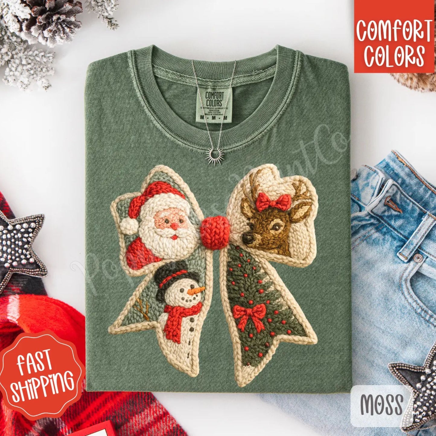 Knit Christmas Bow Shirt Comfort Colors – Trendy Women's Holiday T-shirt, Vintage Faux Knit Aesthetic Tee