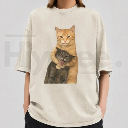 Washable Cat Quarrel Moment T-Shirt – High-Quality Vintage Graphic Tee