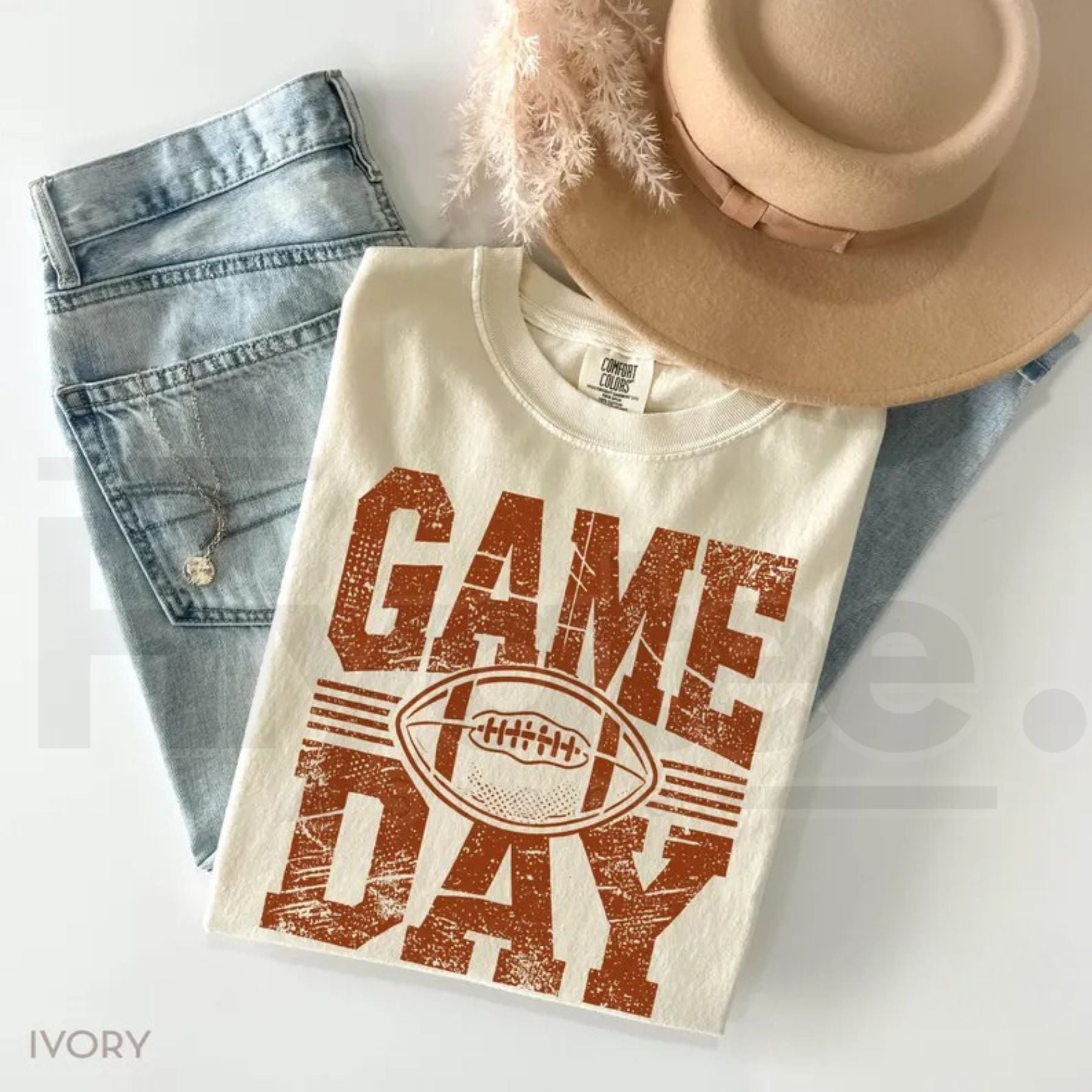Comfort Colors Football Season Shirt Football Mama Game Day T-Shirt - Hiyatee