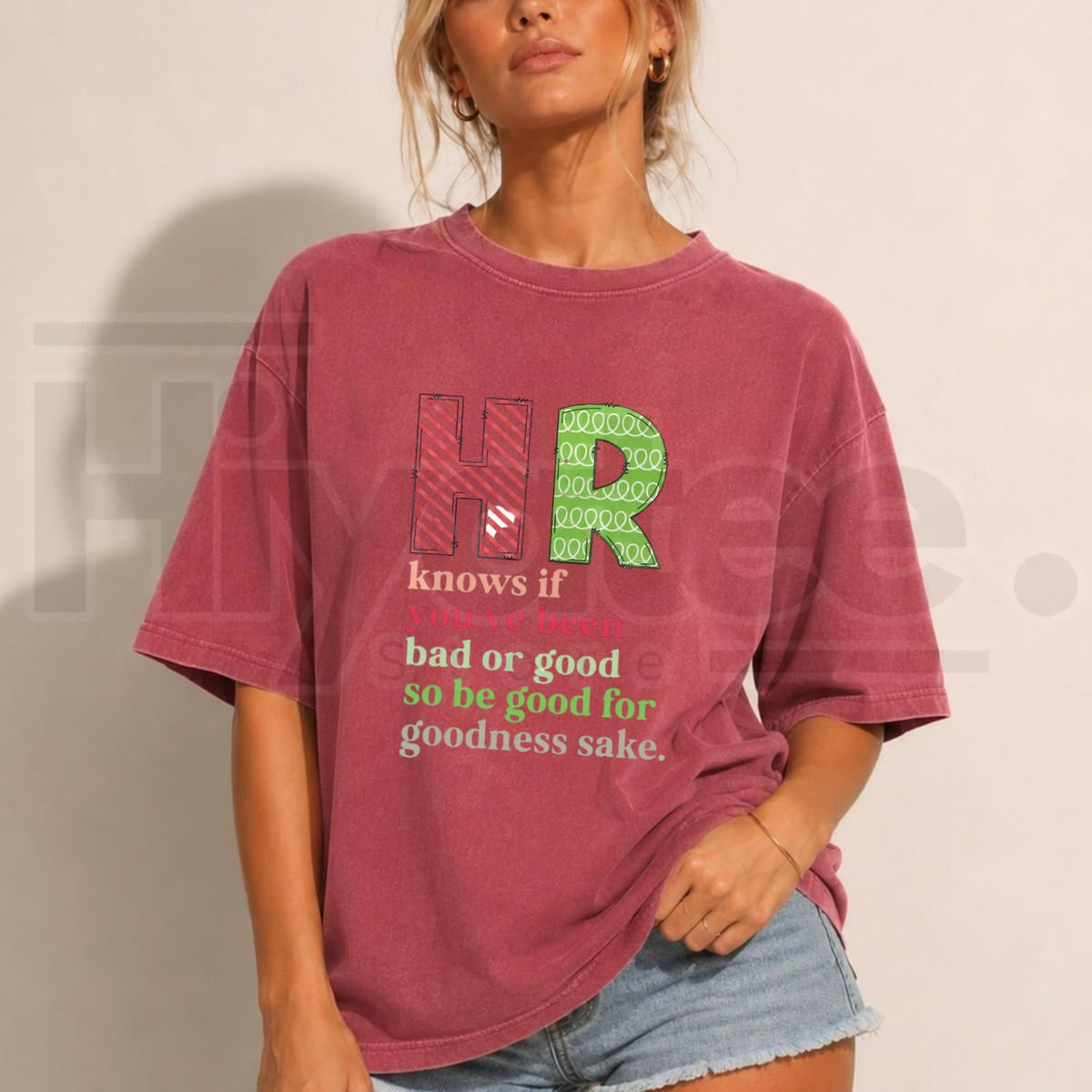 Comfort Colors Funny Christmas HR T-Shirt – Santa Belt Be Good Graphic Tee - Hiyatee